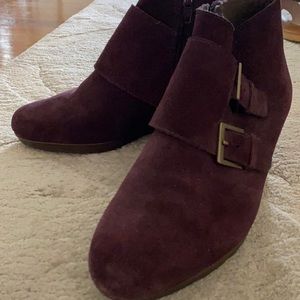 Womens short boot